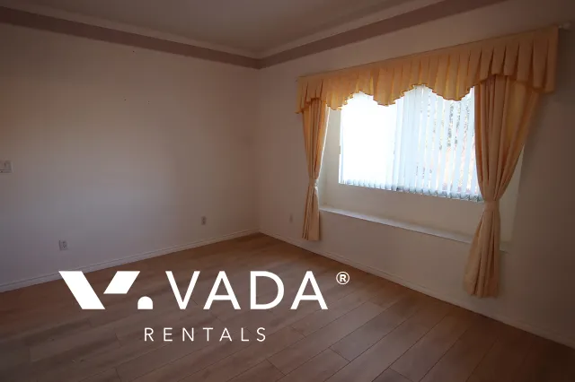 Renfrew Collingwood - 3 Bedroom House (Upper Level) For Rent in Vancouver at 2471 East 34th Avenue, Vancouver, BC
