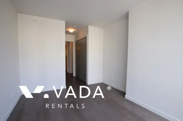 Cosmo in Downtown - 1 Bedroom Apartment For Rent in Vancouver at 810 - 161 West Georgia Street, Vancouver, BC
