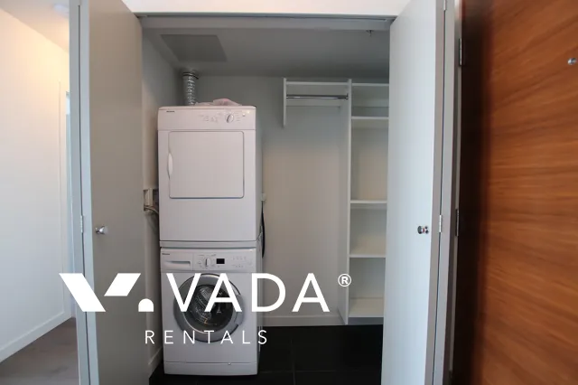 Cosmo in Downtown - 1 Bedroom Apartment For Rent in Vancouver at 810 - 161 West Georgia Street, Vancouver, BC