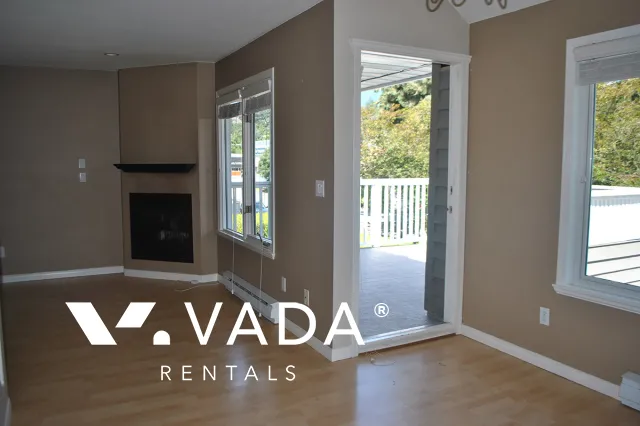 lLLAHEE in Norgate - 3 Bedroom Townhouse For Rent in North Vancouver at 203 - 1513 Bowser Avenue North, North Vancouver, BC