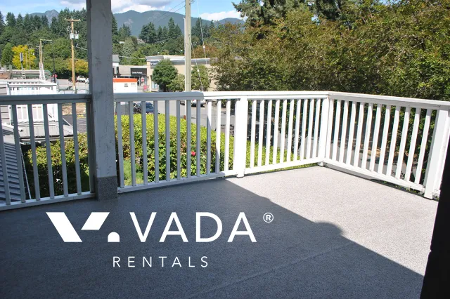 lLLAHEE in Norgate - 3 Bedroom Townhouse For Rent in North Vancouver at 203 - 1513 Bowser Avenue North, North Vancouver, BC