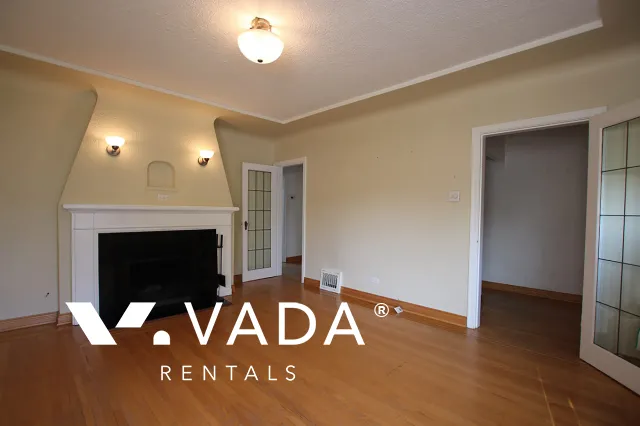 Hastings Sunrise - 4 Bedroom House For Rent in Vancouver at 2812 Adanac Street, Vancouver, BC