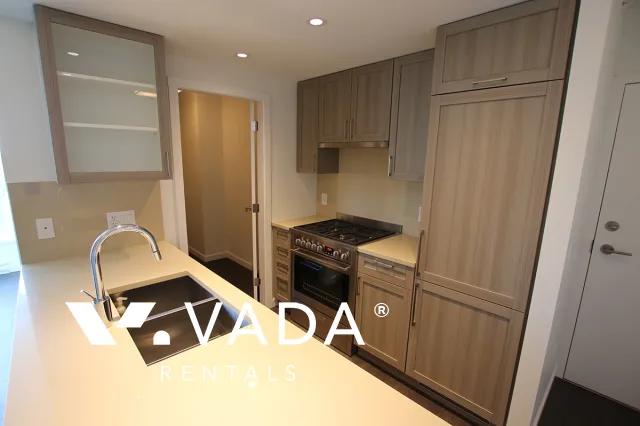 Wall Centre Central Park Tower 2 in Renfrew Collingwood - 1 Bedroom Apartment For Rent in Vancouver at 1804 - 5515 Boundary Road, Vancouver, BC
