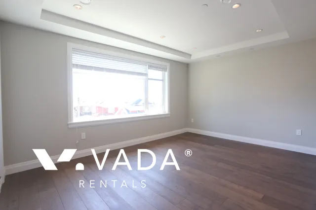 Victoria - 3 Bedroom House (Upper Level) For Rent in Vancouver at 1686 East 56th Avenue, Vancouver, BC