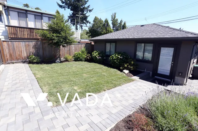 Victoria - 3 Bedroom House (Upper Level) For Rent in Vancouver at 1686 East 56th Avenue, Vancouver, BC