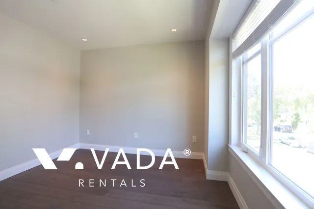 Victoria - 3 Bedroom House (Upper Level) For Rent in Vancouver at 1686 East 56th Avenue, Vancouver, BC