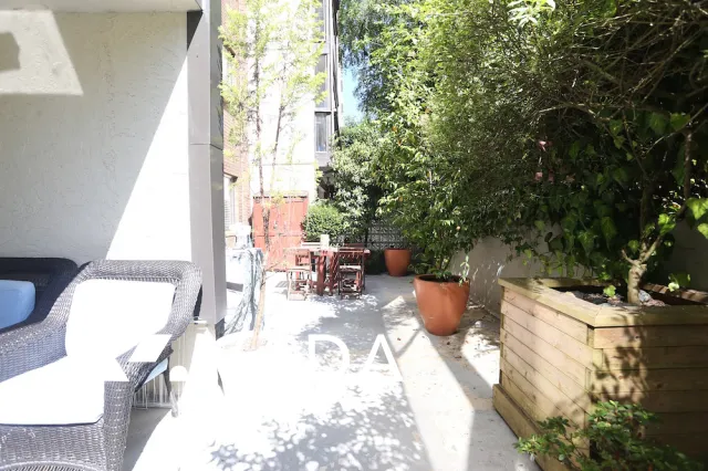 Somerset in The West End - 2 Bedroom Apartment For Rent in Vancouver at 104 - 1140 Pendrell Street, Vancouver, BC