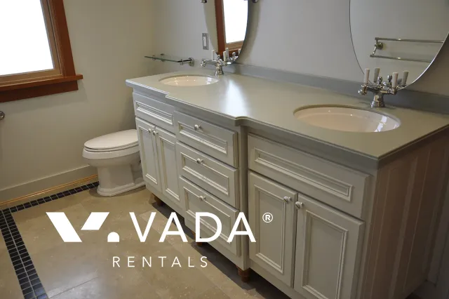 Dunbar - 3 Bedroom House For Rent in Vancouver at 3755 Blenheim Street, Vancouver, BC