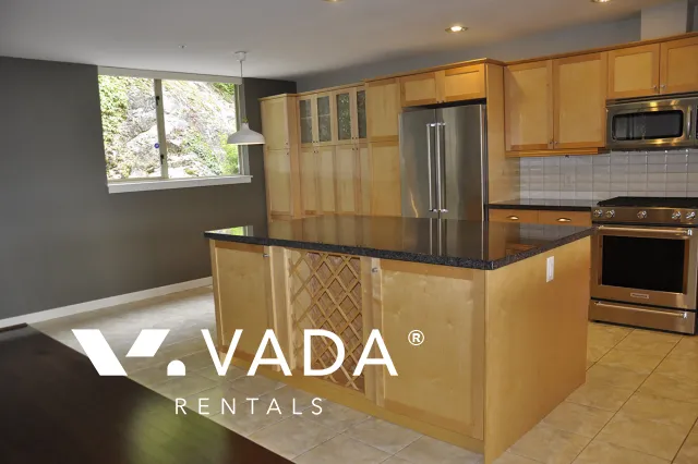 Seascapes in Howe Sound - 3 Bedroom Townhouse For Rent in West Vancouver at 8660 Seascape Drive, West Vancouver, BC