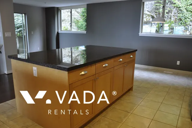 Seascapes in Howe Sound - 3 Bedroom Townhouse For Rent in West Vancouver at 8660 Seascape Drive, West Vancouver, BC