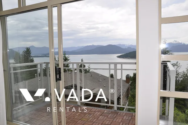 Seascapes in Howe Sound - 3 Bedroom Townhouse For Rent in West Vancouver at 8660 Seascape Drive, West Vancouver, BC