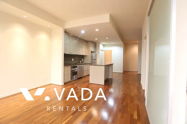 Qube in Coal Harbour - 1 Bedroom Apartment For Rent in Vancouver at 1115 - 1333 West Georgia Street, Vancouver, BC