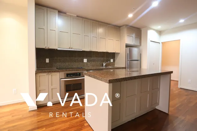 Qube in Coal Harbour - 1 Bedroom Apartment For Rent in Vancouver at 1115 - 1333 West Georgia Street, Vancouver, BC