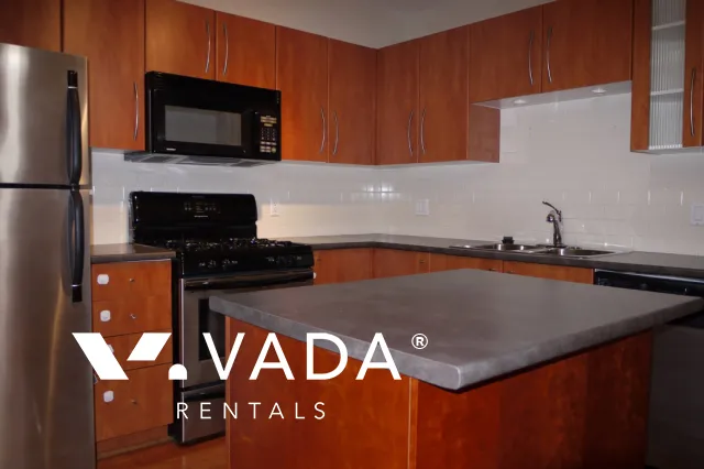 Braebern in Fairview - 2 Bedroom Apartment For Rent in Vancouver at 302 - 736 West 14th Avenue, Vancouver, BC