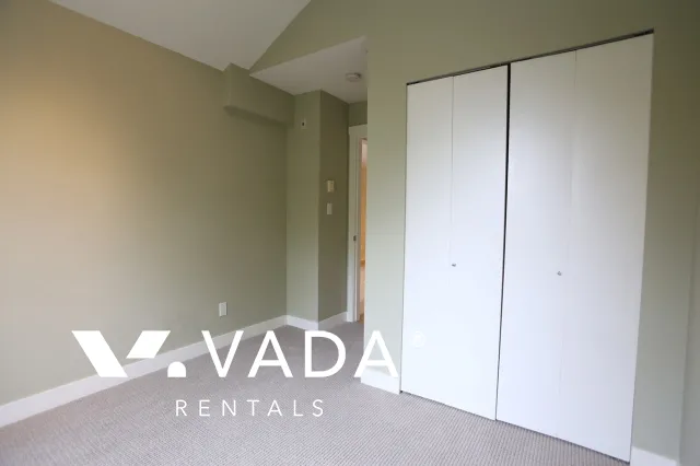 Braebern in Fairview - 2 Bedroom Apartment For Rent in Vancouver at 402 - 736 West 14th Avenue, Vancouver, BC