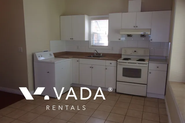 Metrotown - 5 Bedroom Duplex For Rent in Burnaby at 6621 Nolan Street, Burnaby, BC