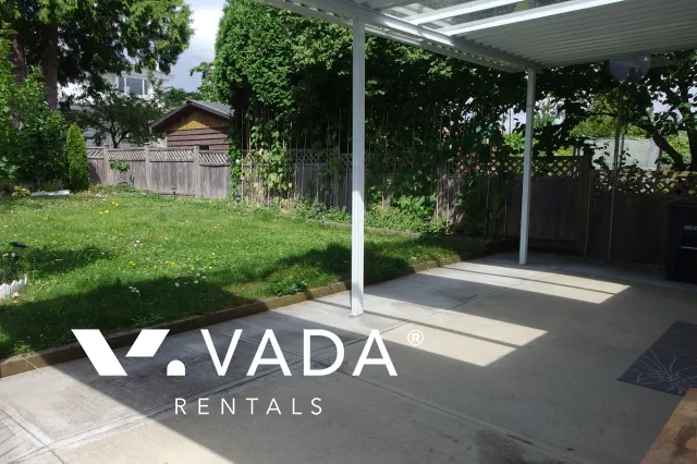 Metrotown - 5 Bedroom Duplex For Rent in Burnaby at 6621 Nolan Street, Burnaby, BC