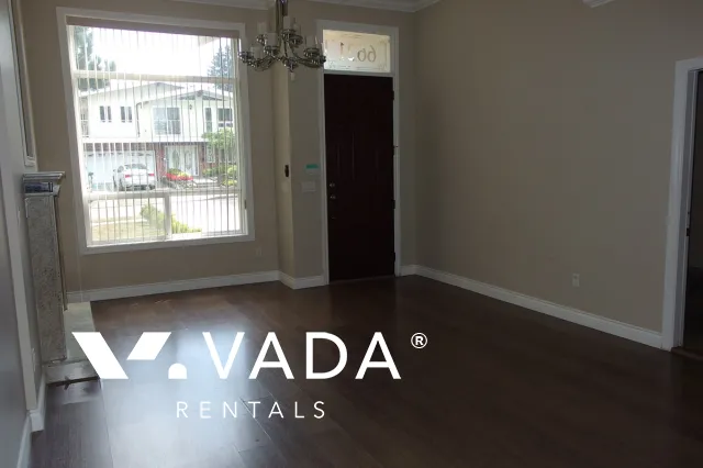 Metrotown - 5 Bedroom Duplex For Rent in Burnaby at 6621 Nolan Street, Burnaby, BC