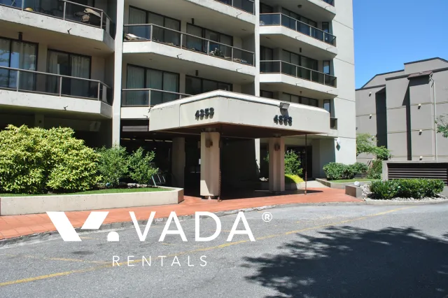 Brent Gardens in Brentwood - 2 Bedroom Penthouse For Rent in Burnaby at 2504 - 4353 Halifax Street, Burnaby, BC