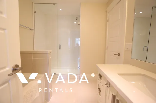 Stirling in Dunbar - 3 Bedroom Townhouse For Rent in Vancouver at 5475 Dunbar Street, Vancouver, BC