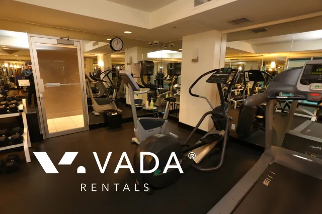 Harbourside Park in Coal Harbour - 1 Bedroom Apartment For Rent in Vancouver at 1506 - 555 Jervis Street, Vancouver, BC