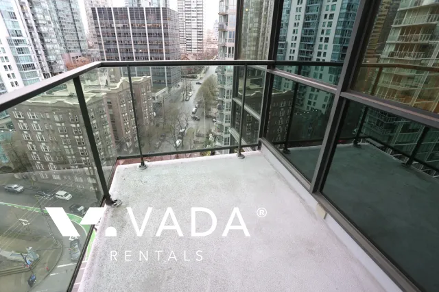 Harbourside Park in Coal Harbour - 1 Bedroom Apartment For Rent in Vancouver at 1506 - 555 Jervis Street, Vancouver, BC