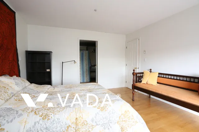 2815 Yew in Kitsilano - Furnished 2 Bedroom Apartment For Rent in Vancouver at 401 - 2815 Yew Street, Vancouver, BC