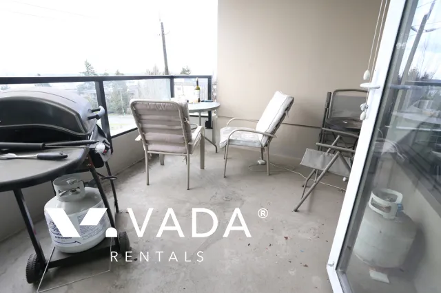 Envy in Lower Lonsdale - 1 Bedroom Apartment For Rent in North Vancouver at 407 - 160 3rd Street West, North Vancouver, BC