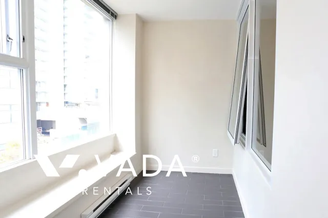 L'aria in Downtown - 1 Bedroom Apartment For Rent in Vancouver at 605 - 822 Seymour Street, Vancouver, BC