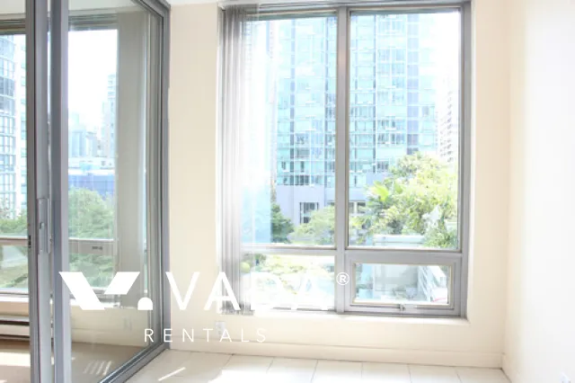 Residences on Georgia in Coal Harbour - 1 Bedroom Apartment For Rent in Vancouver at 505 - 1288 West Georgia Street, Vancouver, BC