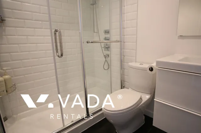 Imperial Tower in Downtown - 3 Bedroom Apartment For Rent in Vancouver at 2003 - 811 Helmcken Street, Vancouver, BC