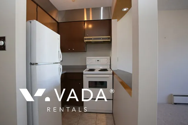 Oceans Door in Kitsilano - Studio For Rent in Vancouver at 310 - 2450 Cornwall Street, Vancouver, BC