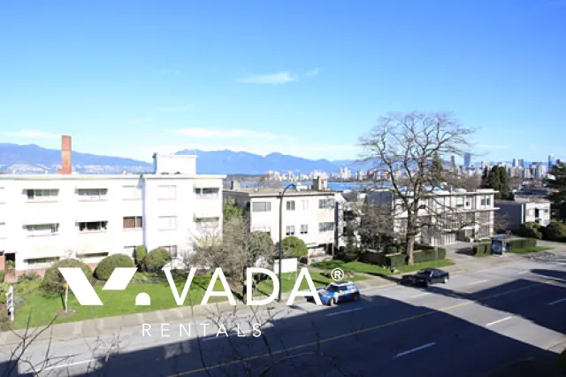 Oceans Door in Kitsilano - Studio For Rent in Vancouver at 310 - 2450 Cornwall Street, Vancouver, BC