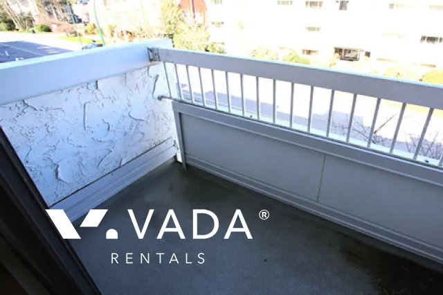 Oceans Door in Kitsilano - Studio For Rent in Vancouver at 310 - 2450 Cornwall Street, Vancouver, BC