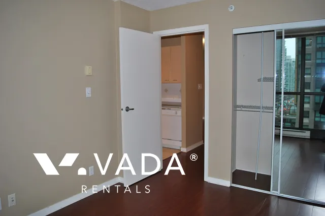 Lions in Downtown - 1 Bedroom Apartment For Rent in Vancouver at 405 - 1331 Alberni Street, Vancouver, BC