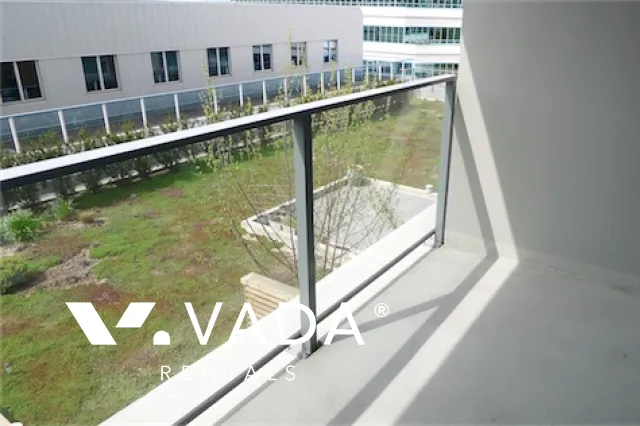 Crossroads in Fairview - 2 Bedroom Apartment For Rent in Vancouver at 410 - 522 West 8th Avenue, Vancouver, BC