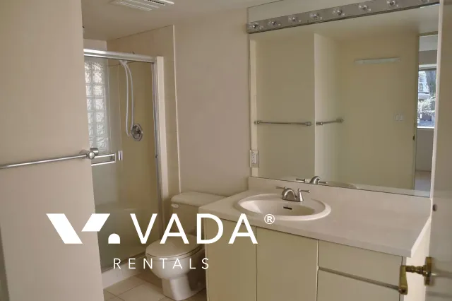 Kerrisdale - 5 Bedroom House For Rent in Vancouver at 6211 Marguerite Street, Vancouver, BC