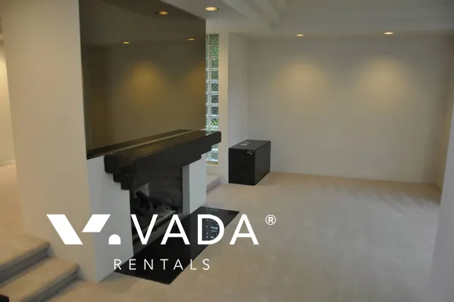 Kerrisdale - 5 Bedroom House For Rent in Vancouver at 6211 Marguerite Street, Vancouver, BC