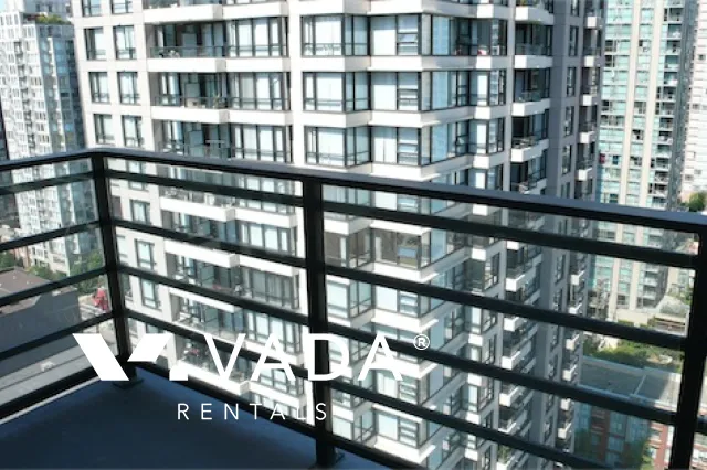 Yaletown Park in Yaletown - Studio For Rent in Vancouver at 2308 - 909 Mainland Street, Vancouver, BC