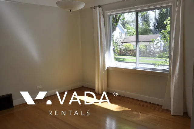 Kitsilano - 3 Bedroom House For Rent in Vancouver at 2990 Waterloo Street, Vancouver, BC