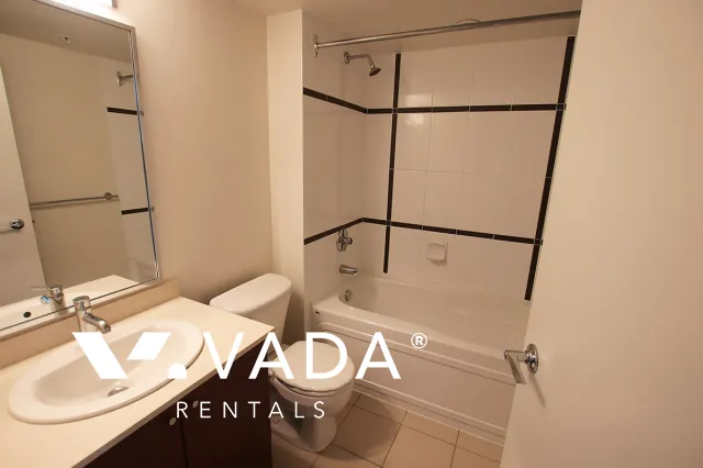 Hudson in Downtown - Studio For Rent in Vancouver at 1312 - 610 Granville Street, Vancouver, BC