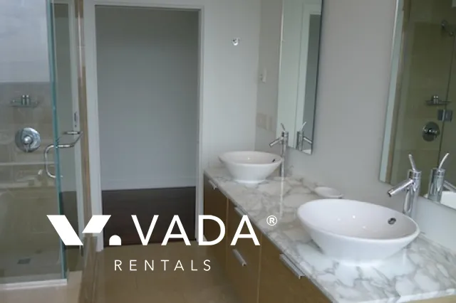 Shangri-La in Downtown - 2 Bedroom Apartment For Rent in Vancouver at 4006 - 1111 Alberni Street, Vancouver, BC