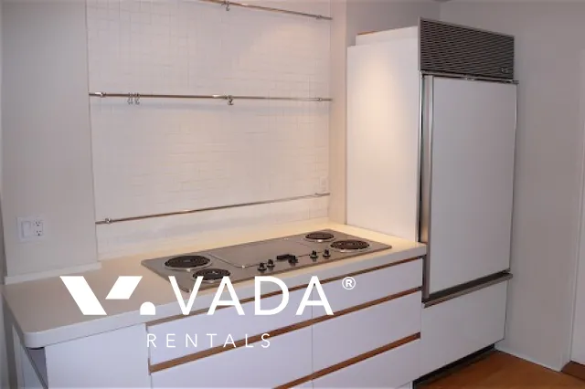Kensington Place in Downtown - 2 Bedroom Apartment For Rent in Vancouver at 2 - 1491 Beach Avenue, Vancouver, BC