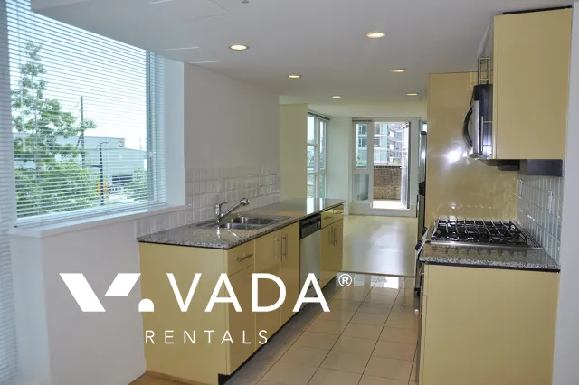 Esplanade at The Pier in Lower Lonsdale - 4 Bedroom Townhouse For Rent in North Vancouver at 9 - 188 East Esplanade, North Vancouver, BC