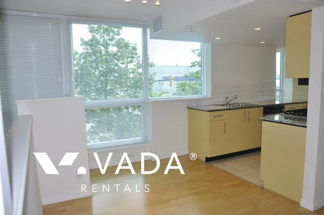 Esplanade at The Pier in Lower Lonsdale - 4 Bedroom Townhouse For Rent in North Vancouver at 9 - 188 East Esplanade, North Vancouver, BC