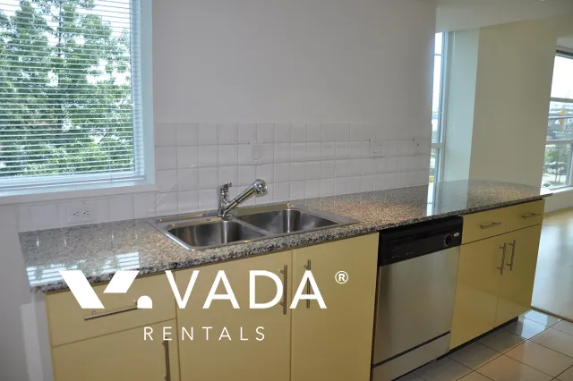 Esplanade at The Pier in Lower Lonsdale - 4 Bedroom Townhouse For Rent in North Vancouver at 9 - 188 East Esplanade, North Vancouver, BC