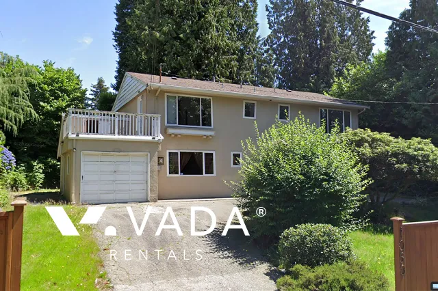 Ambleside - 5 Bedroom House For Rent in West Vancouver at 1050 - 21st Street, West Vancouver, BC