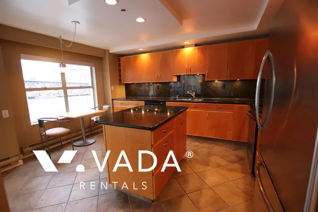 1000 Beach in False Creek North - 2 Bedroom Apartment For Rent in Vancouver at 402 - 1010 Beach Avenue, Vancouver, BC