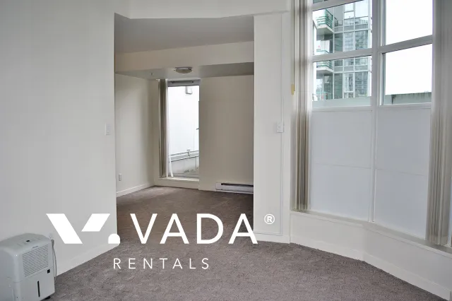 Quay West in Yaletown - 3 Bedroom Townhouse For Rent in Vancouver at 2C - 1067 Marinaside Crescent, Vancouver, BC