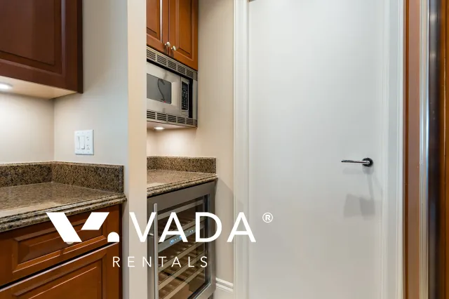 Kings Landing in Yaletown - 3 Bedroom Apartment For Rent in Vancouver at 603 - 426 Beach Crescent, Vancouver, BC